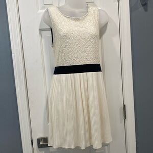 Rewind NWT Cream and Black Lace Plisse Fit & Flare Dress Size L